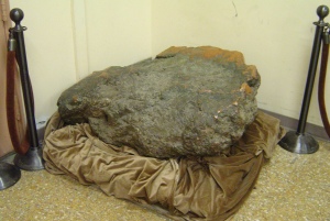 Photograph by Ian Shackleford, 2011, of the Ontonagon Copper Boulder off display at the Smithsonian Institution National Museum of Natural History. ~ Wikipedia.org